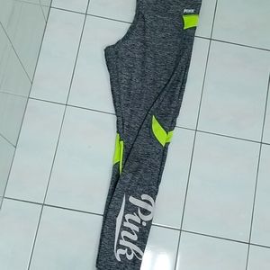 Womens pink ultimate yoga legging sz L